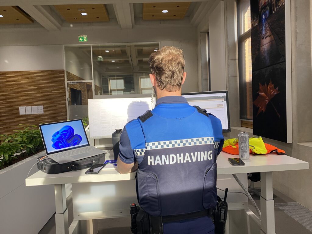 Senior van dienst